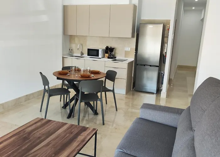 Luxury Play Victoria * Cadiz