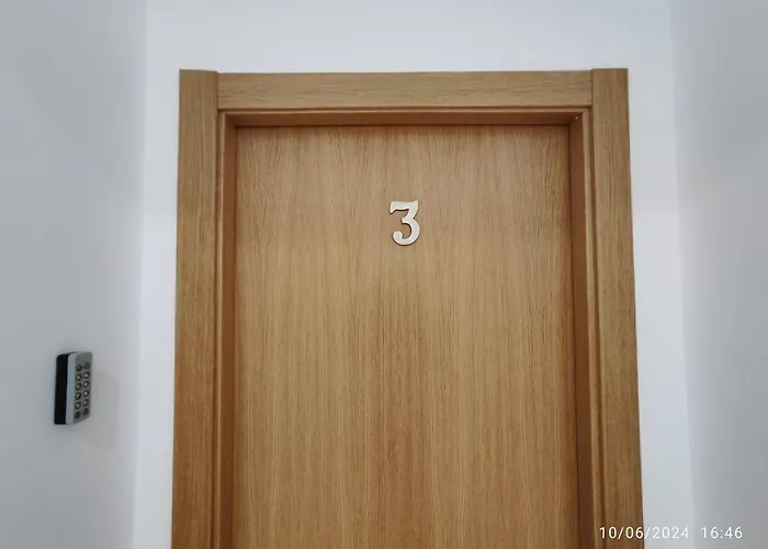 Luxury Play Victoria *